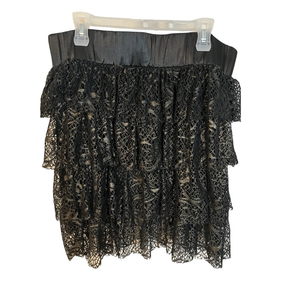 bianca Nygard Dresses & Skirts - A Bianca Nygard lace skirt in size 16